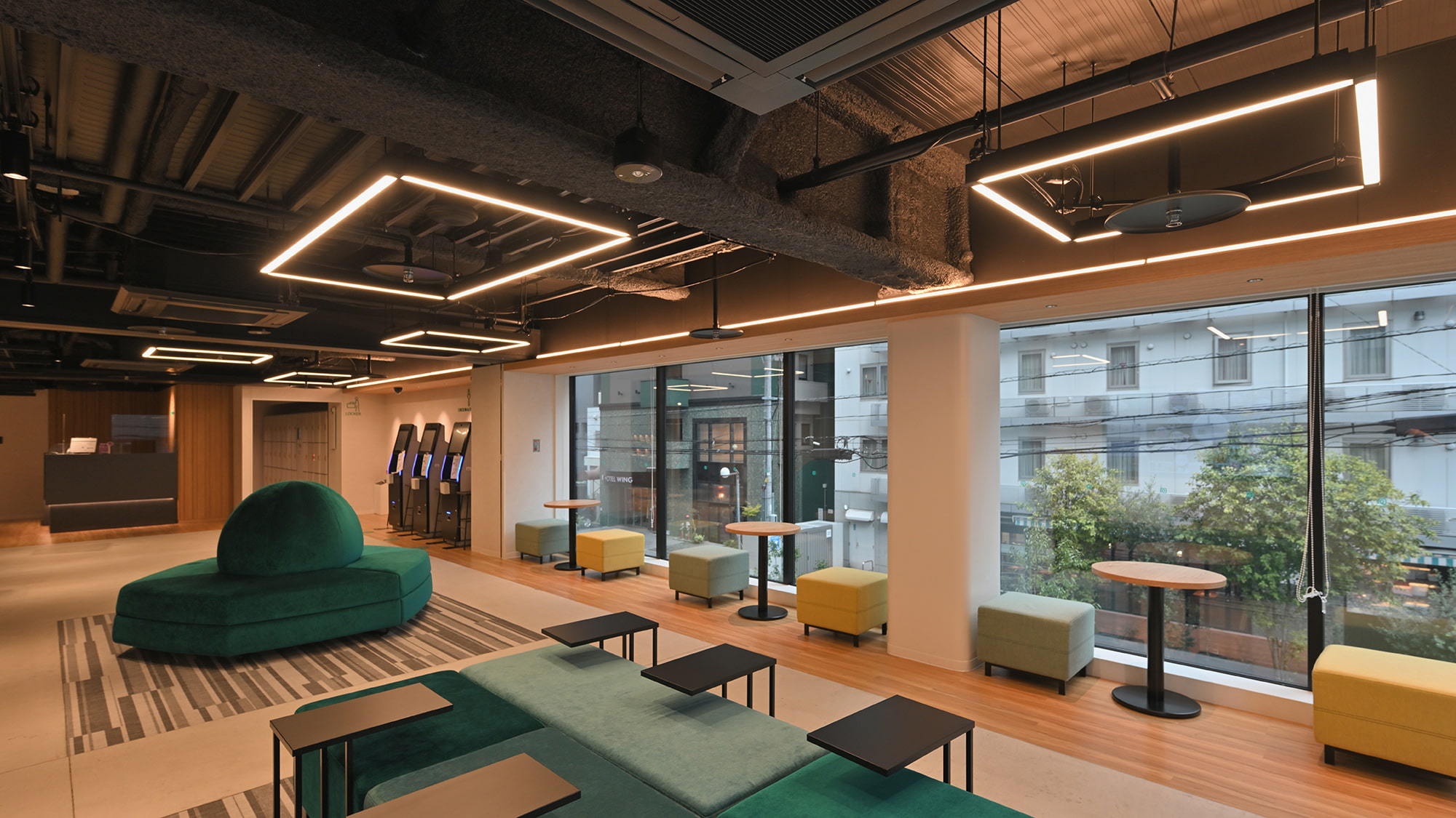 ロビーエリア・チェックインエリア（2階）