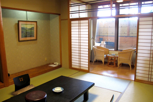 This photo about Sakakibara Onsen Hakuunso (Mie) shared on HyHotel.com