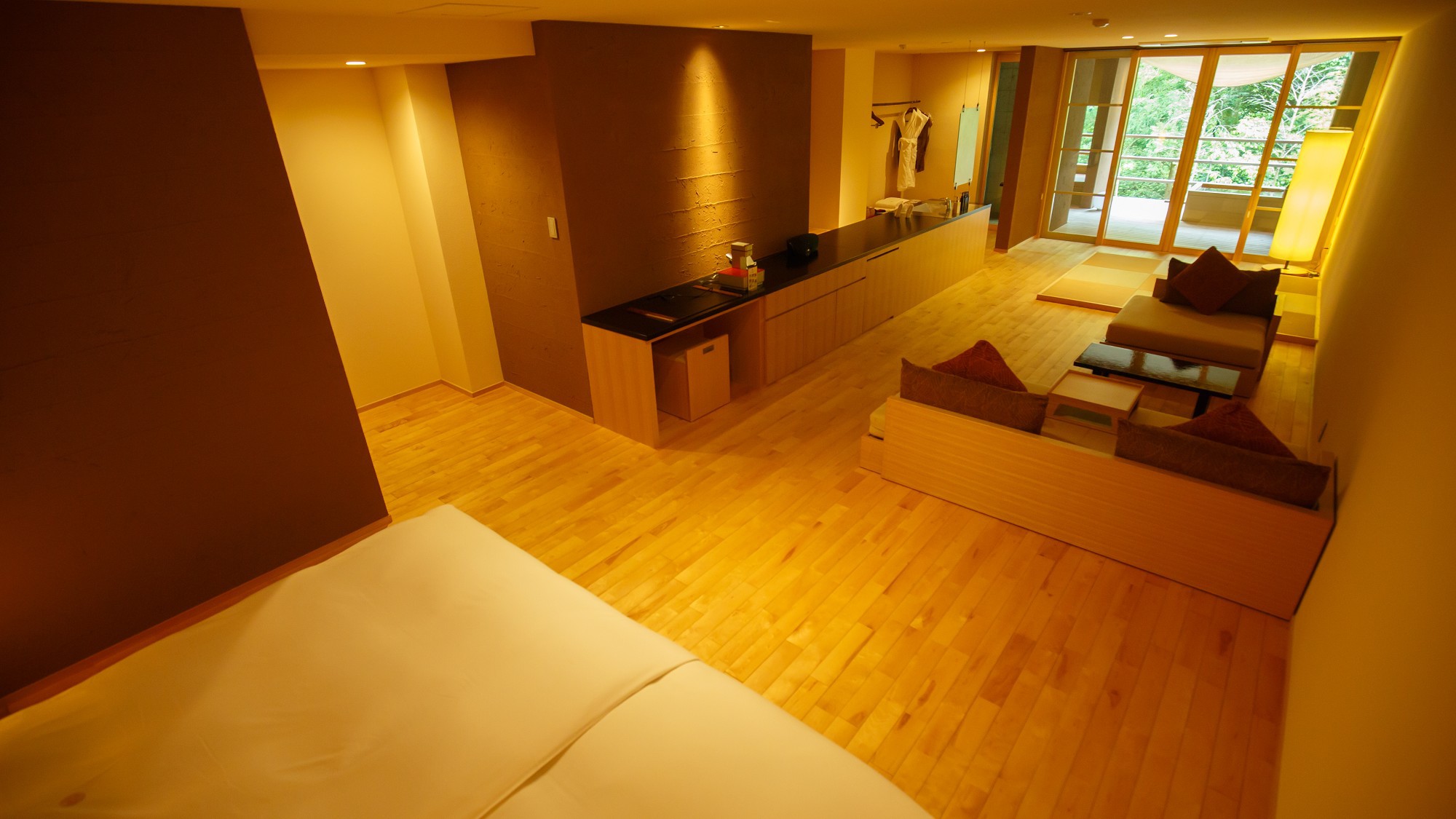 【光】青森檜葉の露天風呂付客室（94平米）201号室