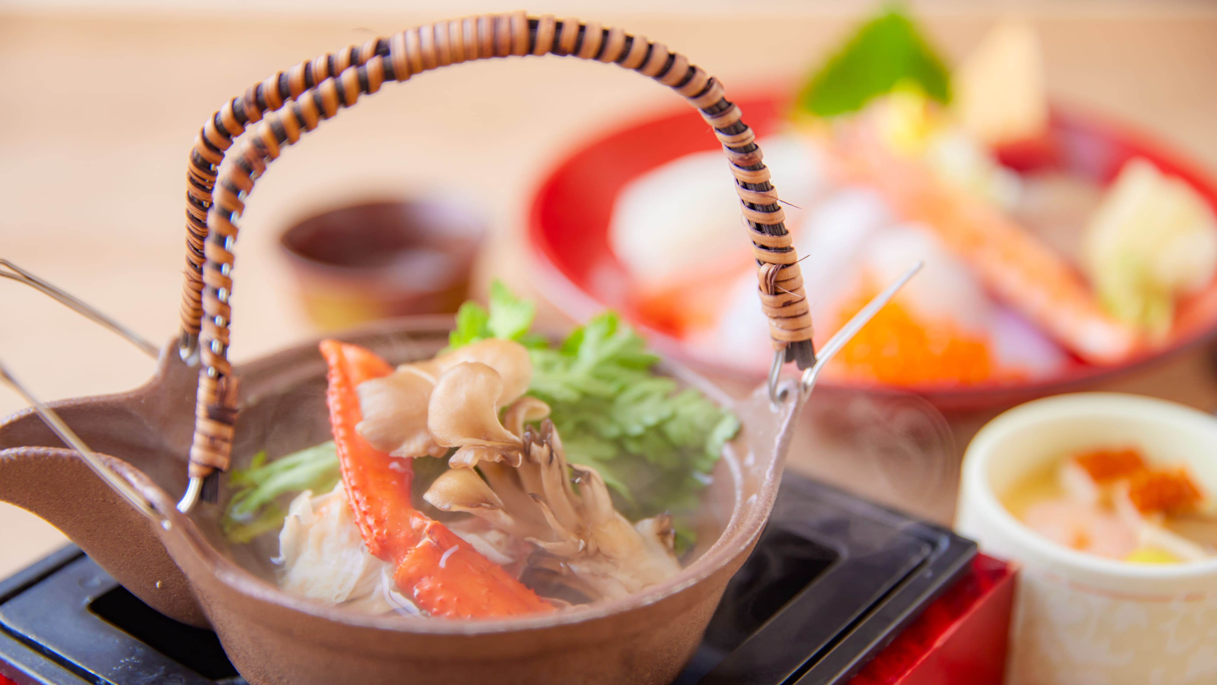 【朝食イメージ】季節で変わる土瓶蒸しと小鉢も付いた大満足のボリューム♪
