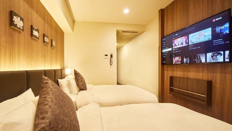 【スーペリアツイン】大画面でお好きな動画をお楽しみください。