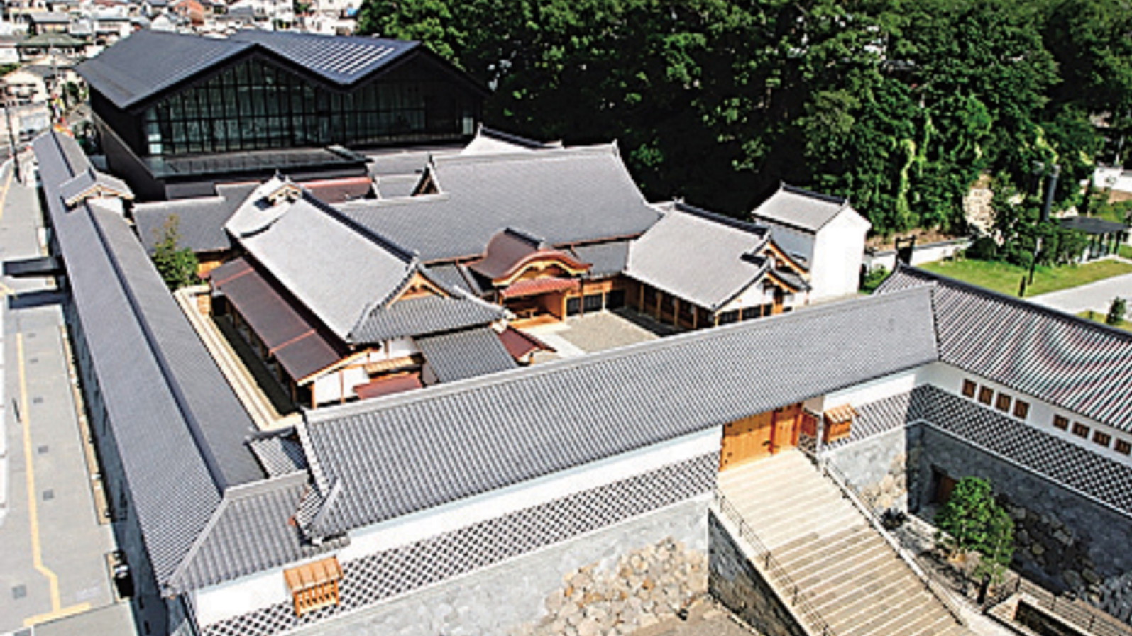 長崎歴史文化博物館（©; （一社）長崎県観光連盟）