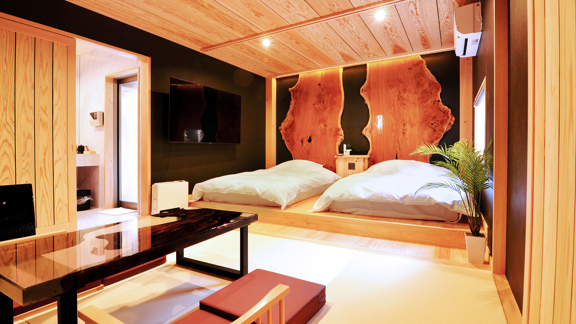 ・特室【春三日月】リビング2