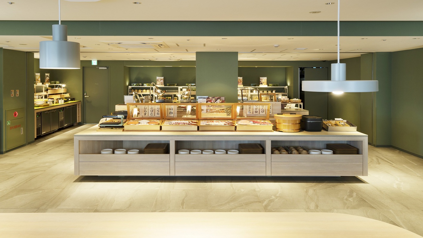 シンプルで落ち着いた雰囲気の会場内でゆっくりと朝食をお楽しみください