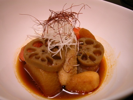 【あずさ】手羽先と冬野菜の煮込み