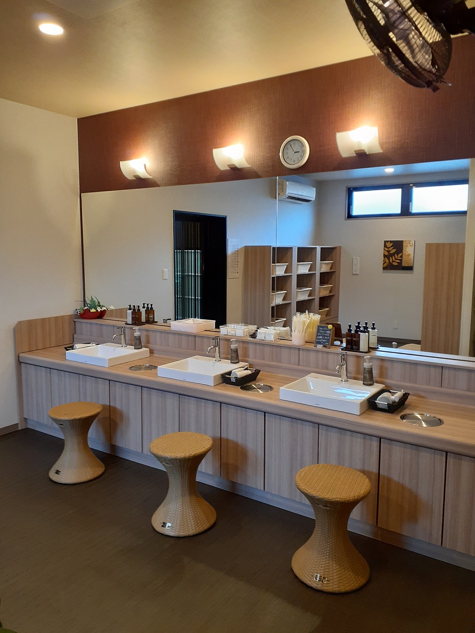 女性大浴場洗面台