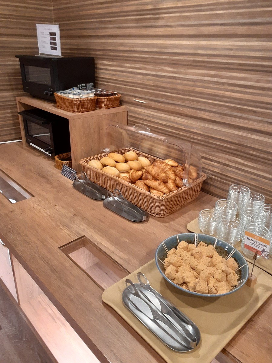 バイキング朝食