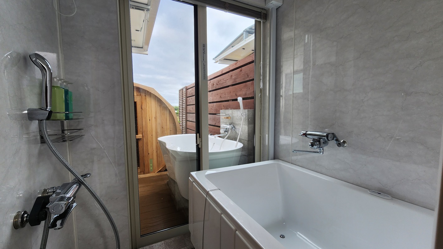 R104バスルーム（ジェットバス付き）