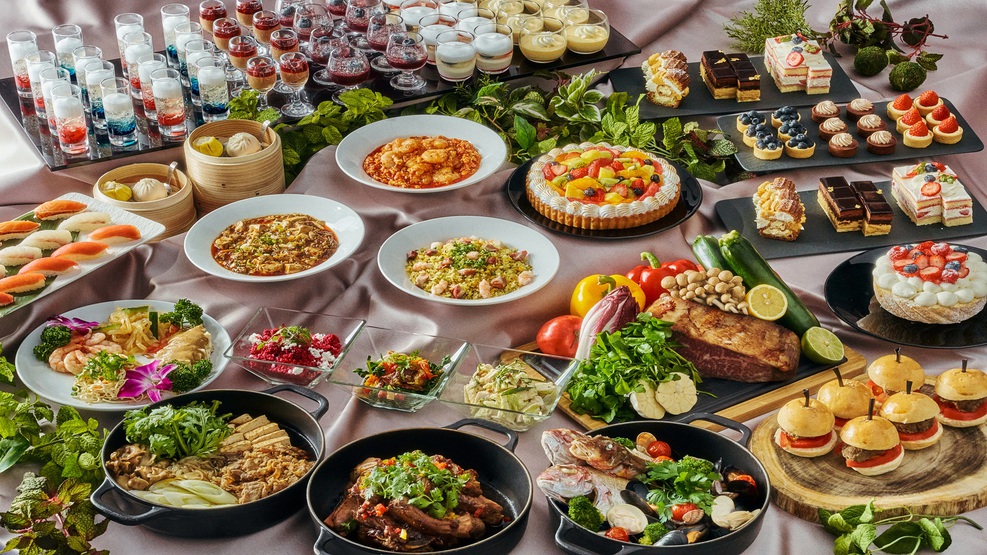 Allday Dining Parade (スイーツ&ランチビュッフェ）