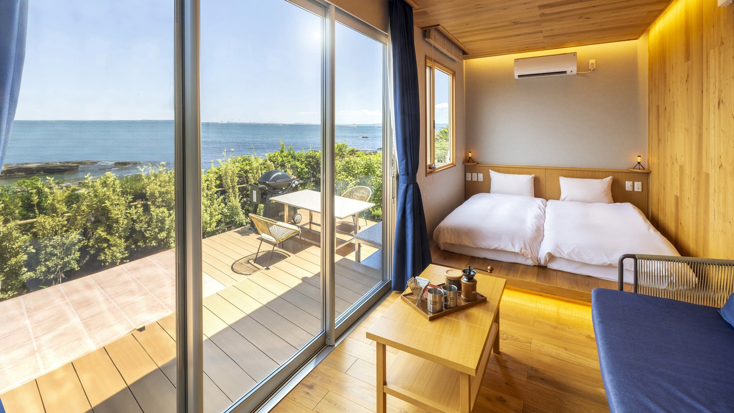 グランピングツインB室内