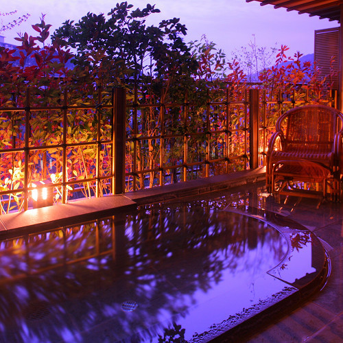 和モダン露天風呂付客室