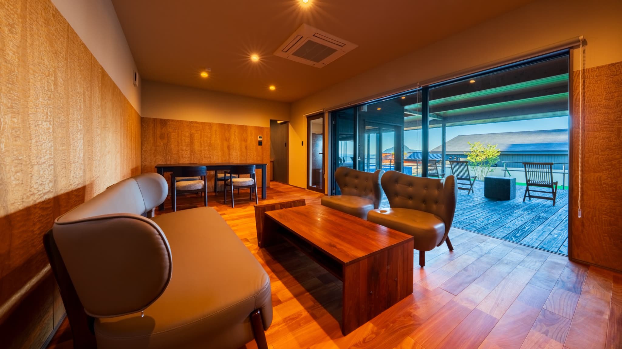 【スイートヴィラ／和洋室】夏期限定プール付