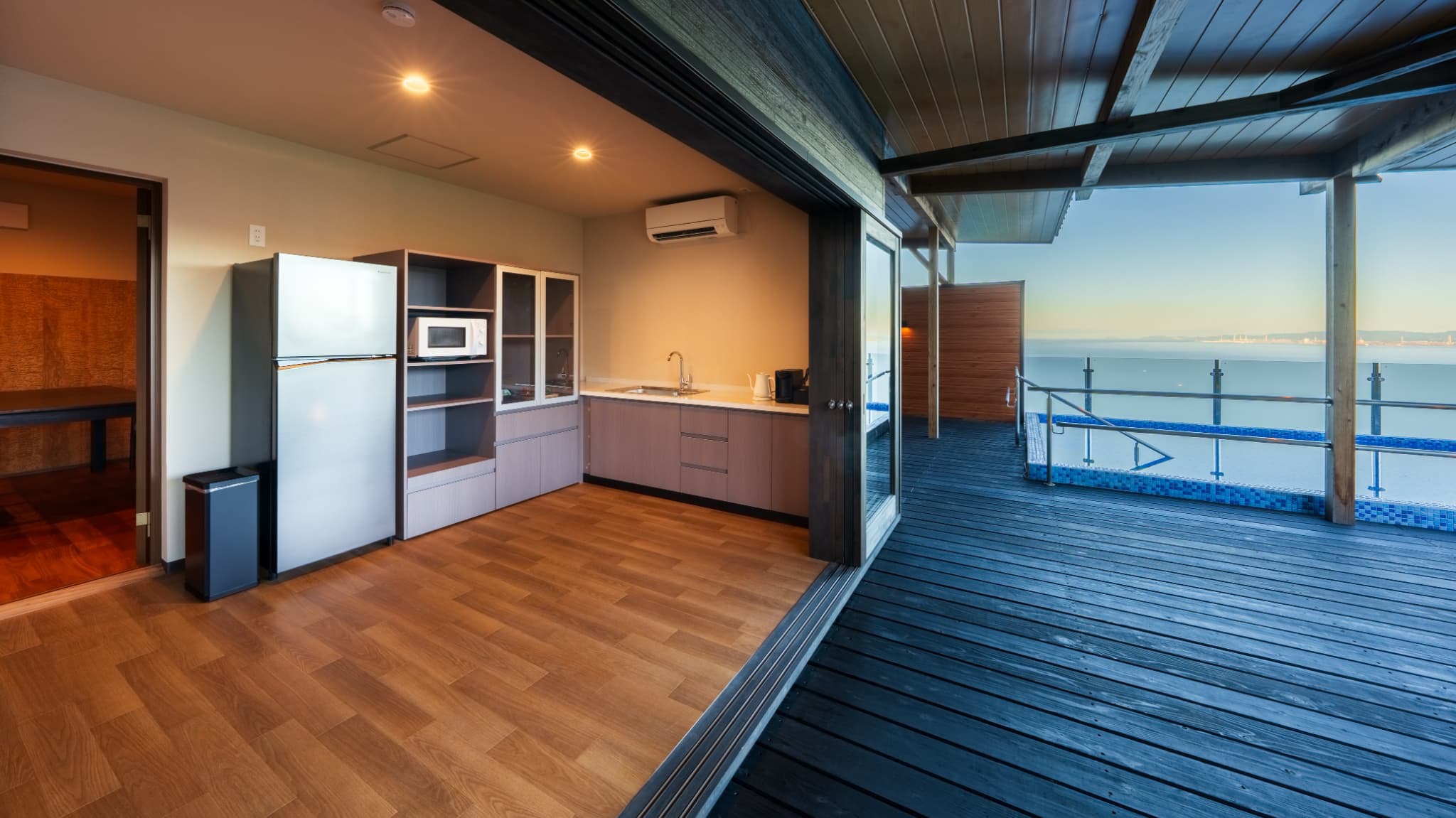 【スイートヴィラ／和洋室】夏期限定プール付バレルサウナ