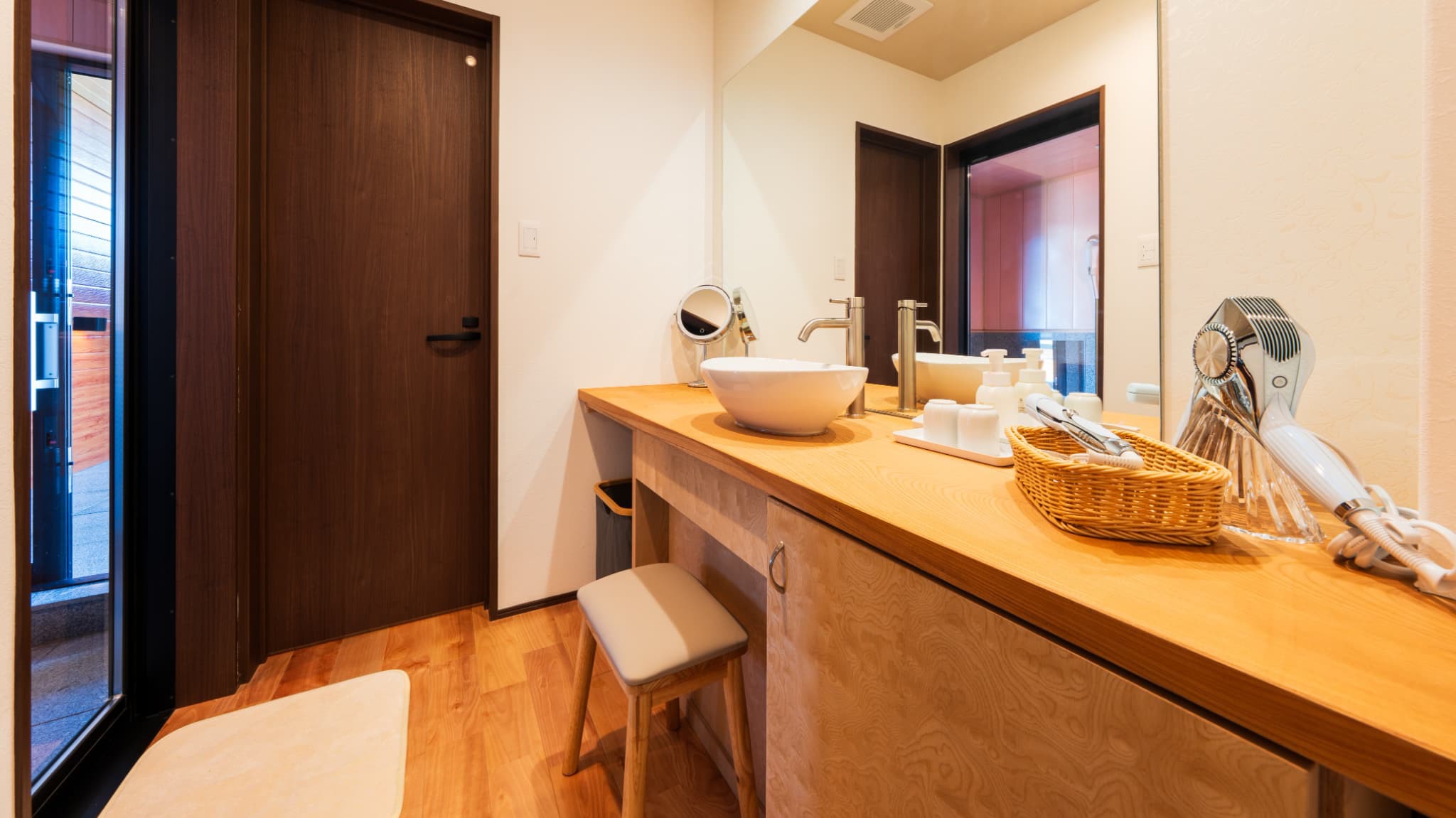 【スタンダードヴィラ／洋室／3ベッド】