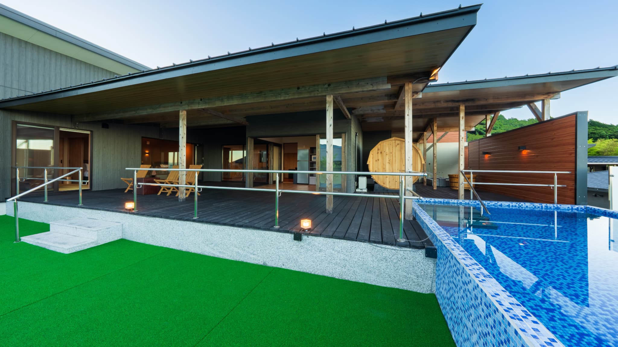 【スイートヴィラ／和洋室】夏期限定（6月〜9月）プール付