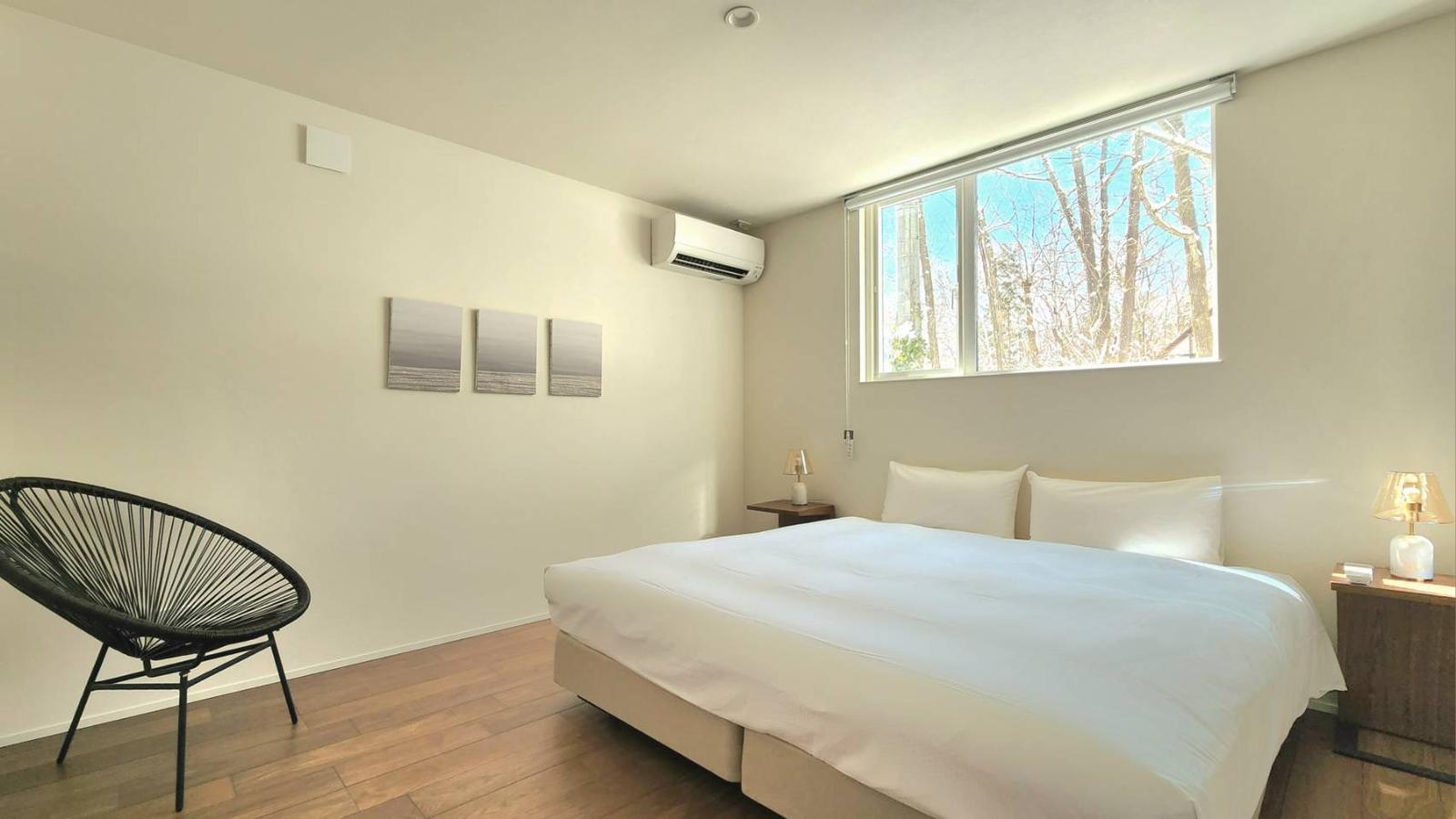 マスターベッドルーム