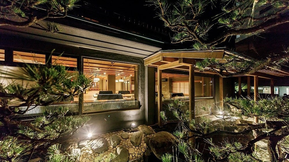 ロビーラウンジ