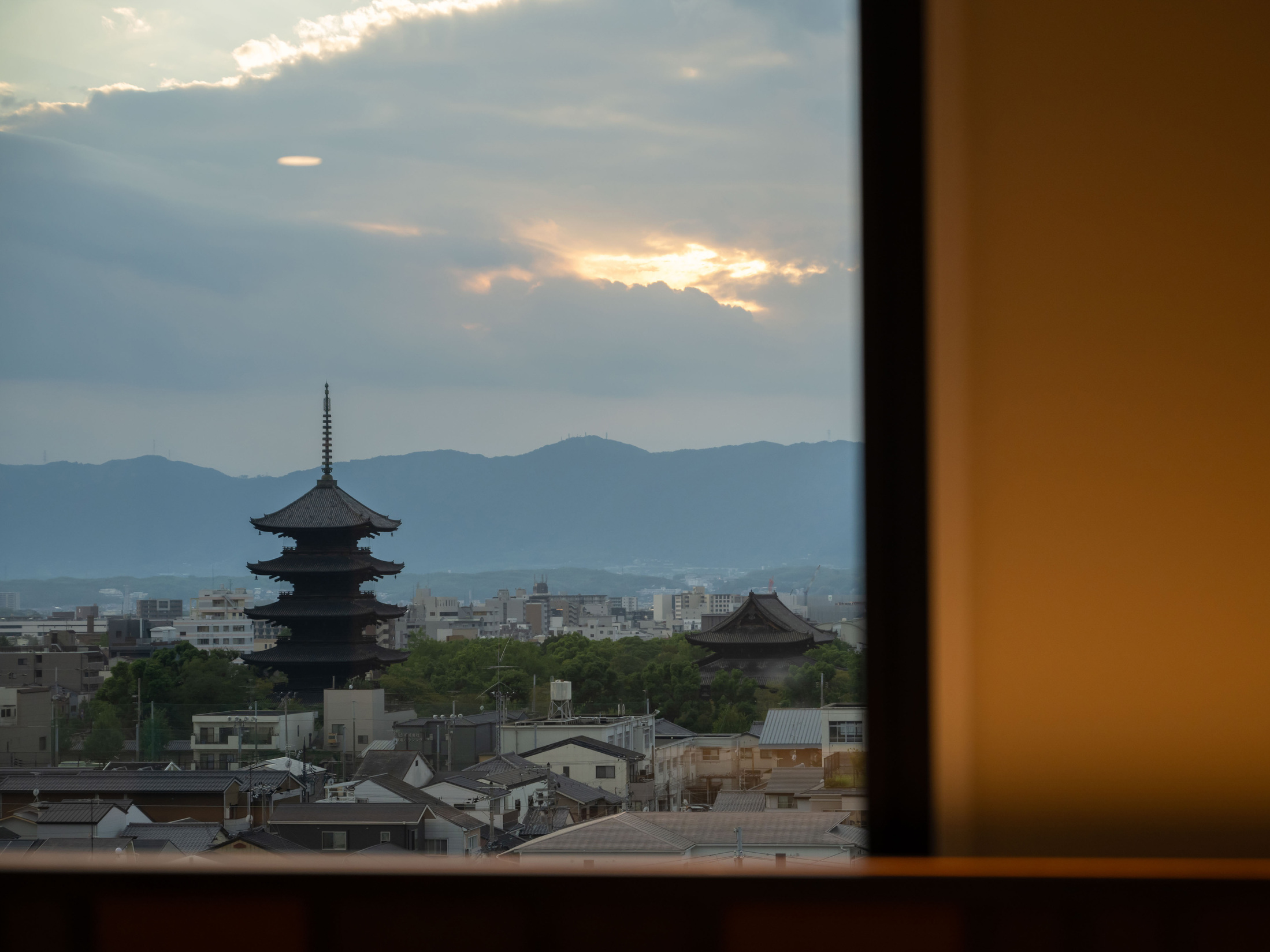 【スタンダードツイン 《東寺ビュー》】世界遺産「東寺」へアクセス抜群のロケーション※イメージ