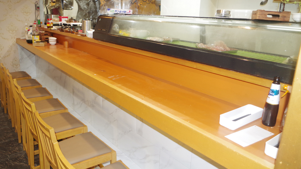 ？？居酒屋 ミナカミノ？？群馬名物料理を一度に食せるお店。自慢の炭火串焼きも大評判！