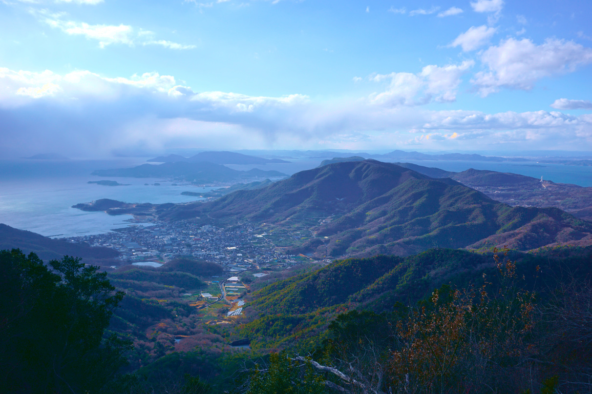 Breathtaking view spot in Shodoshima 【しあわせの丘】