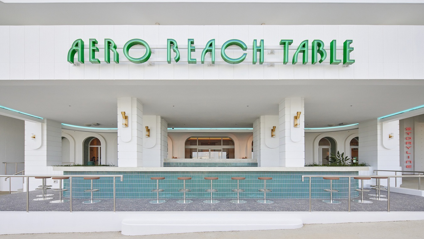 AERO BEACH TABLE（エアロビーチテーブル）