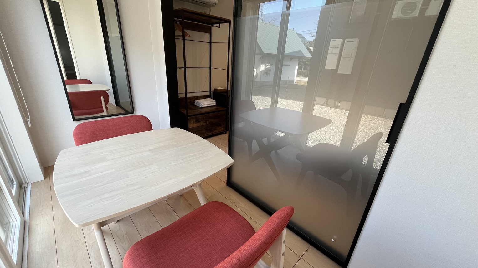 ベッドルーム２（サンルーム）