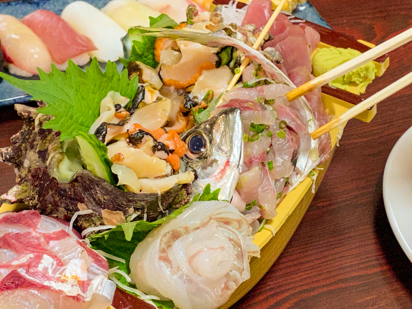 旬の魚介の新鮮刺身盛り合わせ