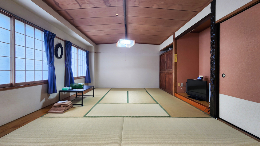 #和室16畳グループのでご利用に最適な広々とした客室です。