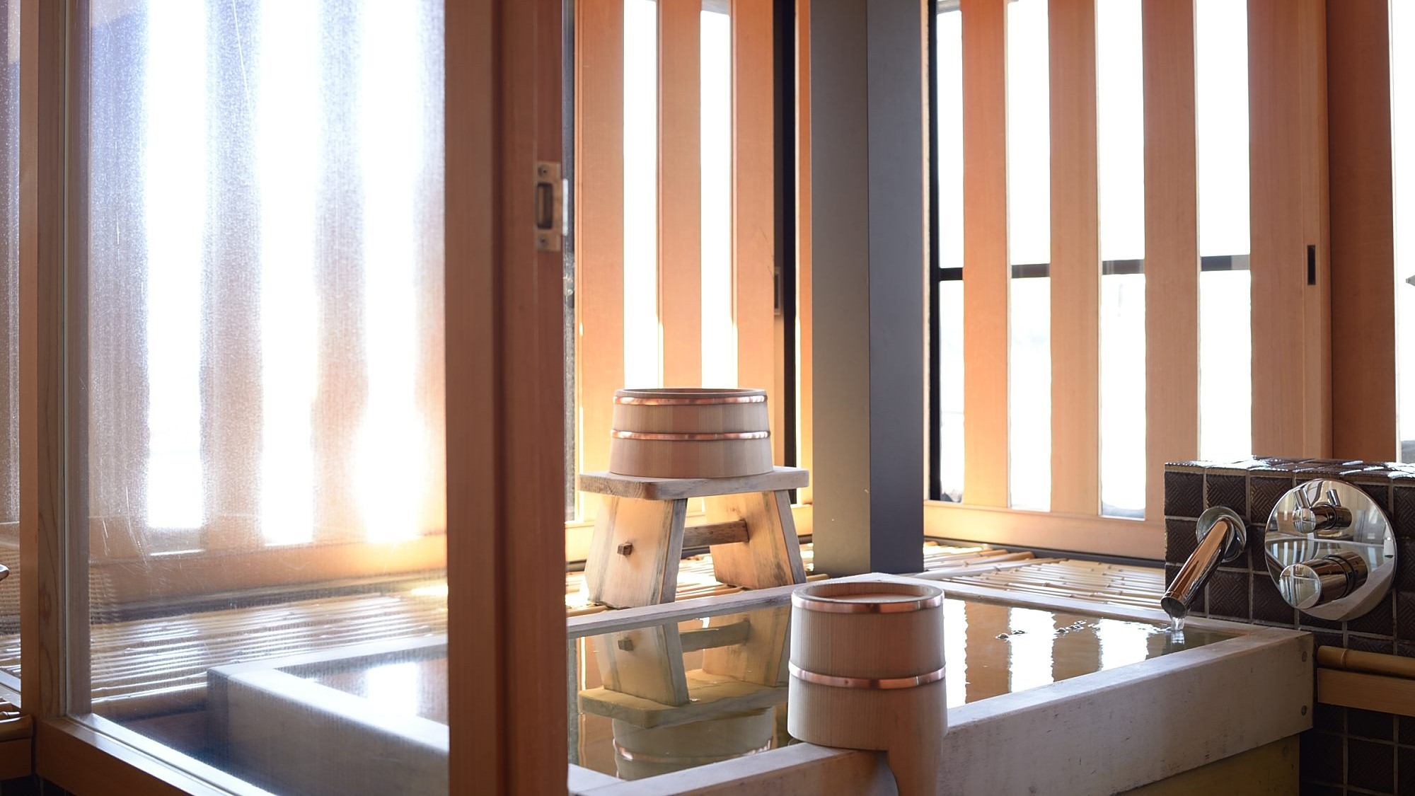 「て」の間｜部屋風呂