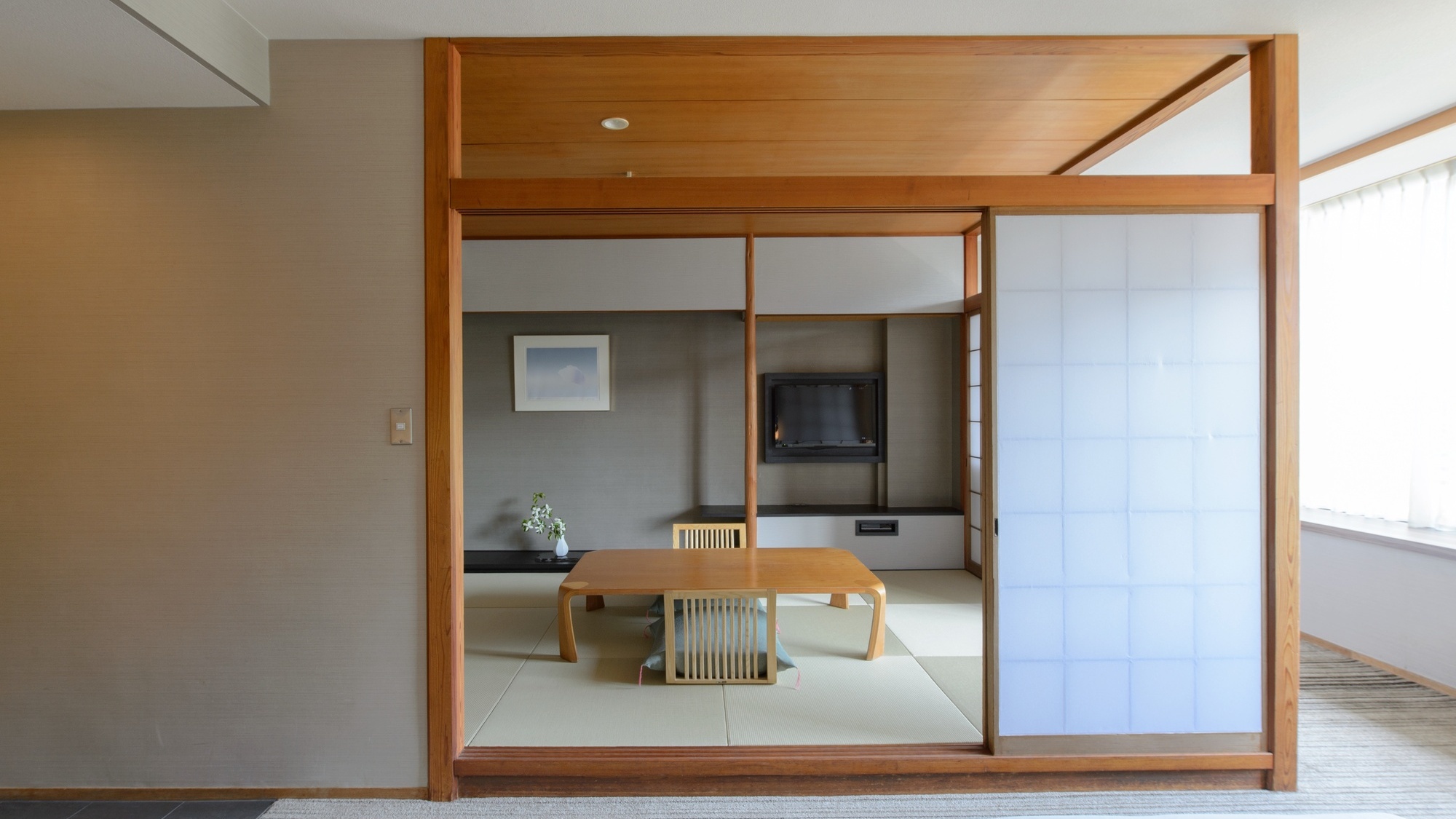 旅の話に花が咲く、家族旅行やグループ旅行に最適