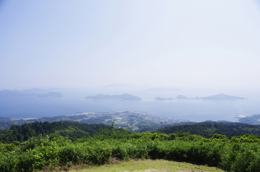 【大星山展望台】展望台には大きな滑り台があるので子ども連れでも楽しめます。