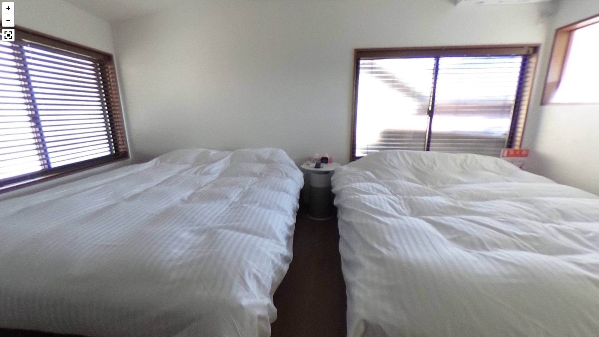 主寝室高級ホテルでも採用されているSerta社のクイーンサイズ（ポケットコイル仕様）