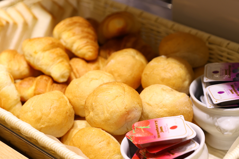 バイキング「洋食(パン)」(イメージ)