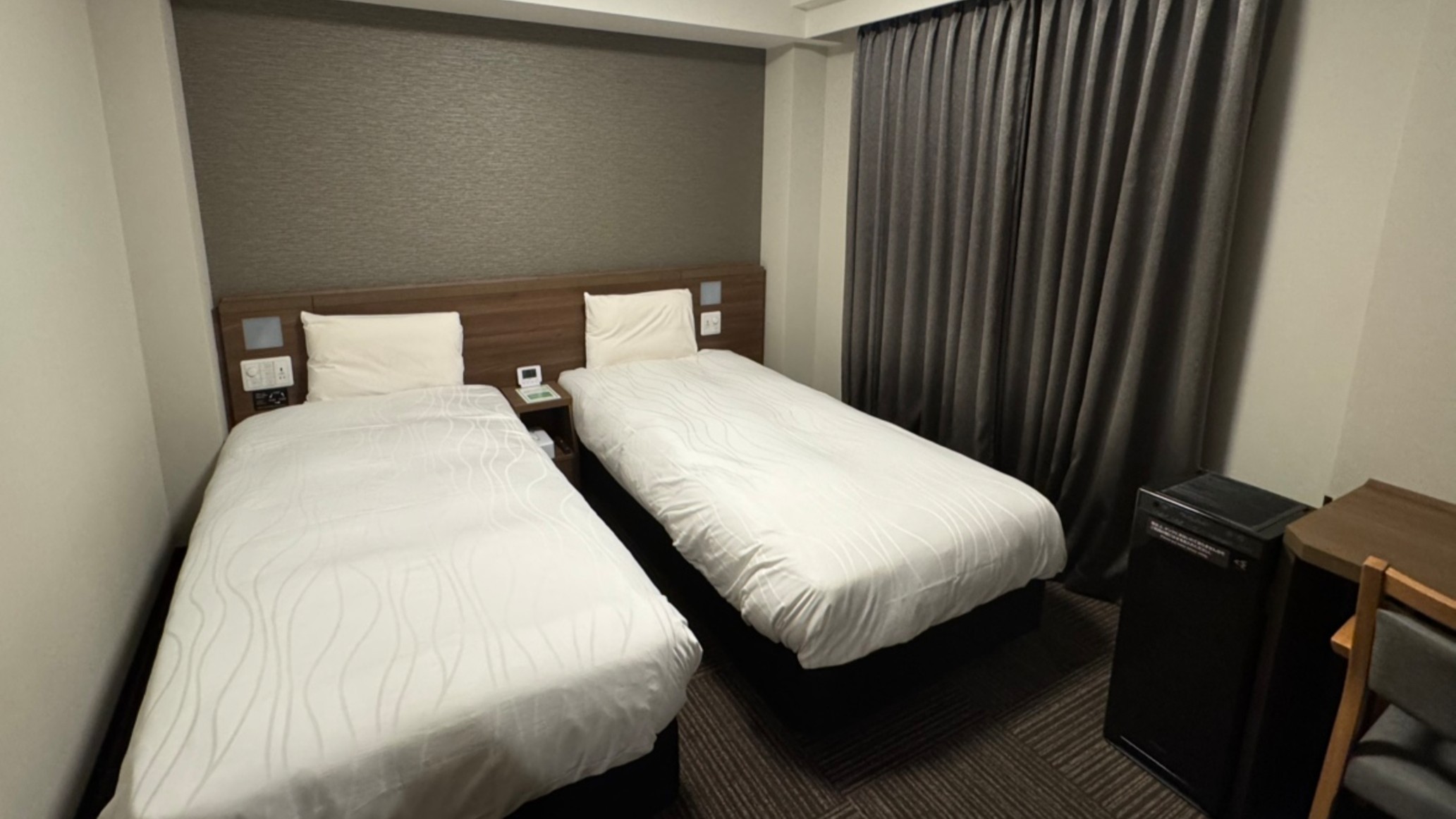 コンパクトツインバス無 広さ17.9〜18.3㎡ベッド幅900×;195cm