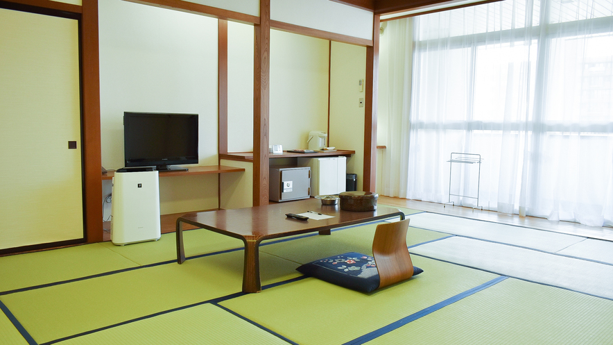 【和室15畳】ゆったりとしたお部屋でワイワイ楽しくお過ごしください。