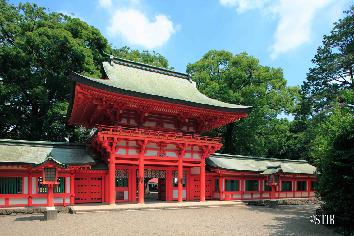 武蔵一宮 氷川神社東武野田線大宮公園駅より20分