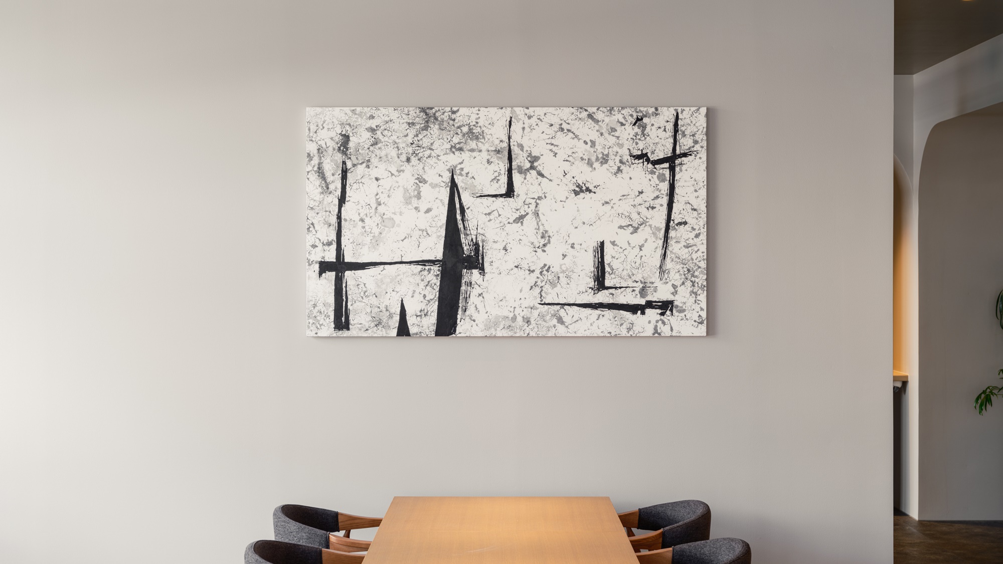 【五感の愉しみ】館内各所に様々なアート作品を展示しております