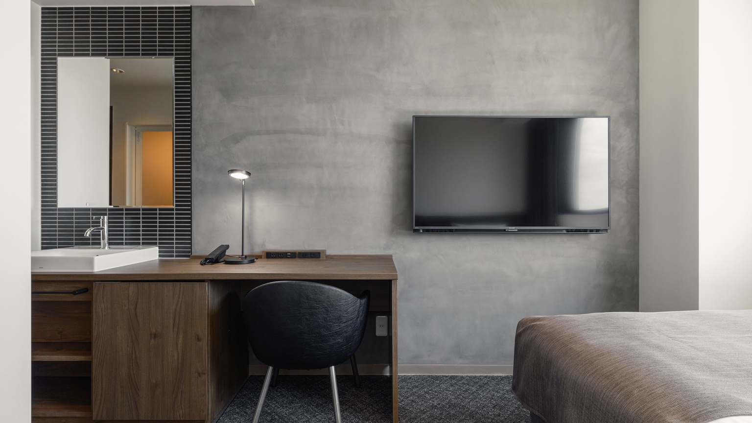 シングルConcept夜-Nox-17.1㎡〜バス洗面台トイレ独立式壁はモルタル仕上げ