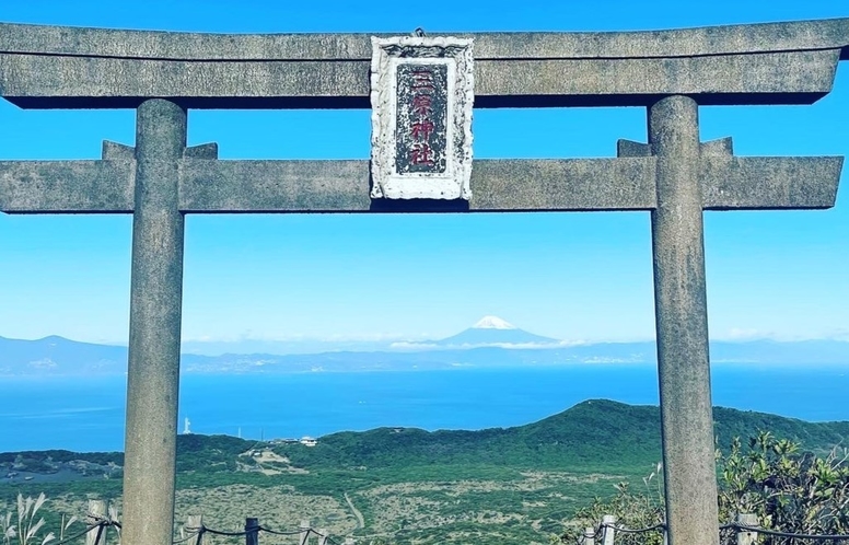 ・大島から見る富士山