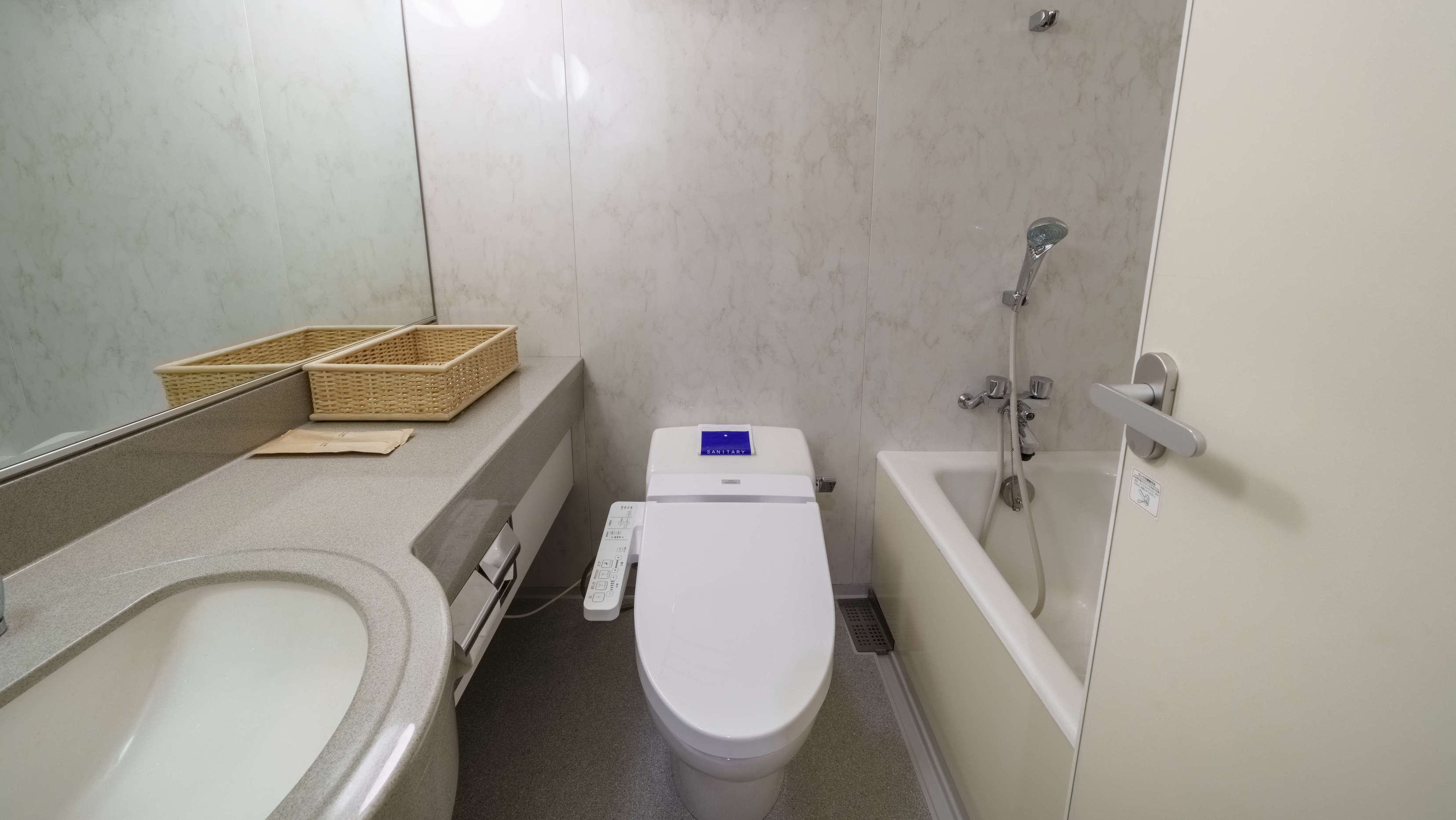 ROOMS(Sou) bathroom