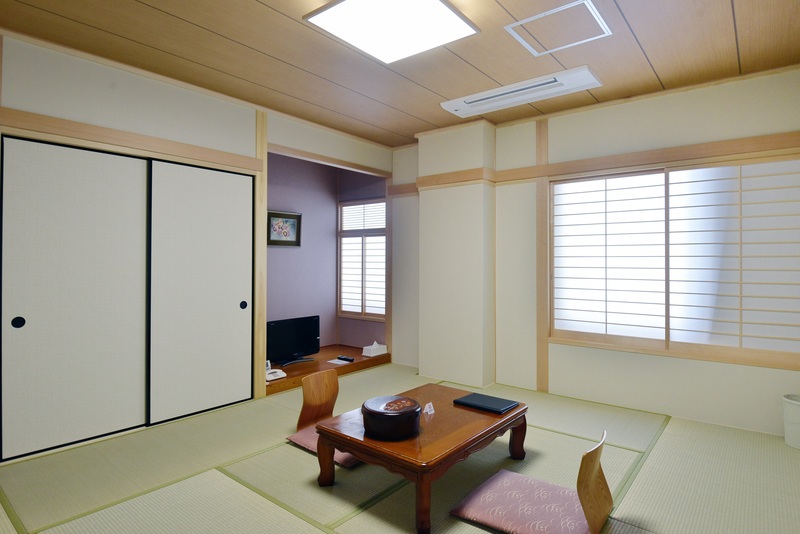 Tottori Onsen Hakuto Kaikan Interior 1