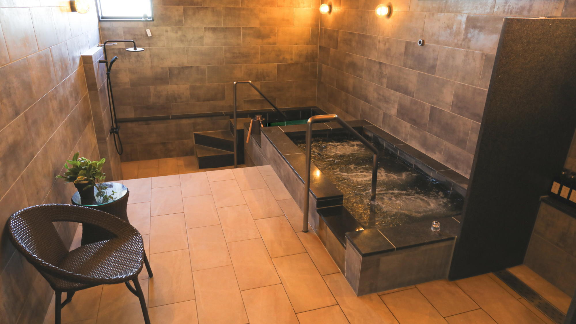 屋内ジャグジー・水風呂