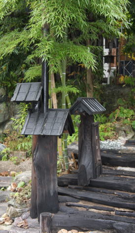 離れの湯アプローチ