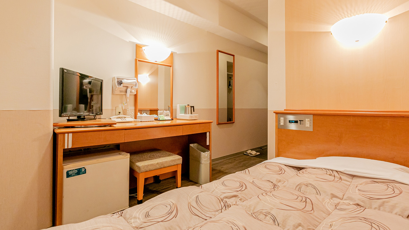 Hotel No. 1 Takamatsu Stop at Hotel No. 1 Takamatsu to discover the wonders of Kagawa. Featuring a satisfying list of amenities, guests will find their stay at the property a comfortable one. To be found at the property ar