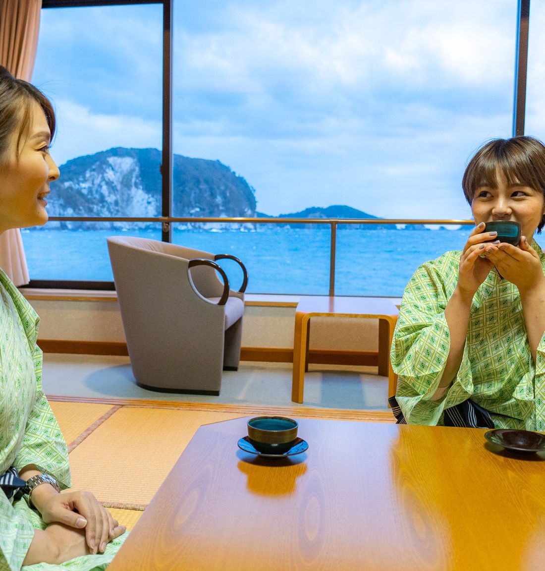 気の合う友人とわいわいお部屋タイム♪