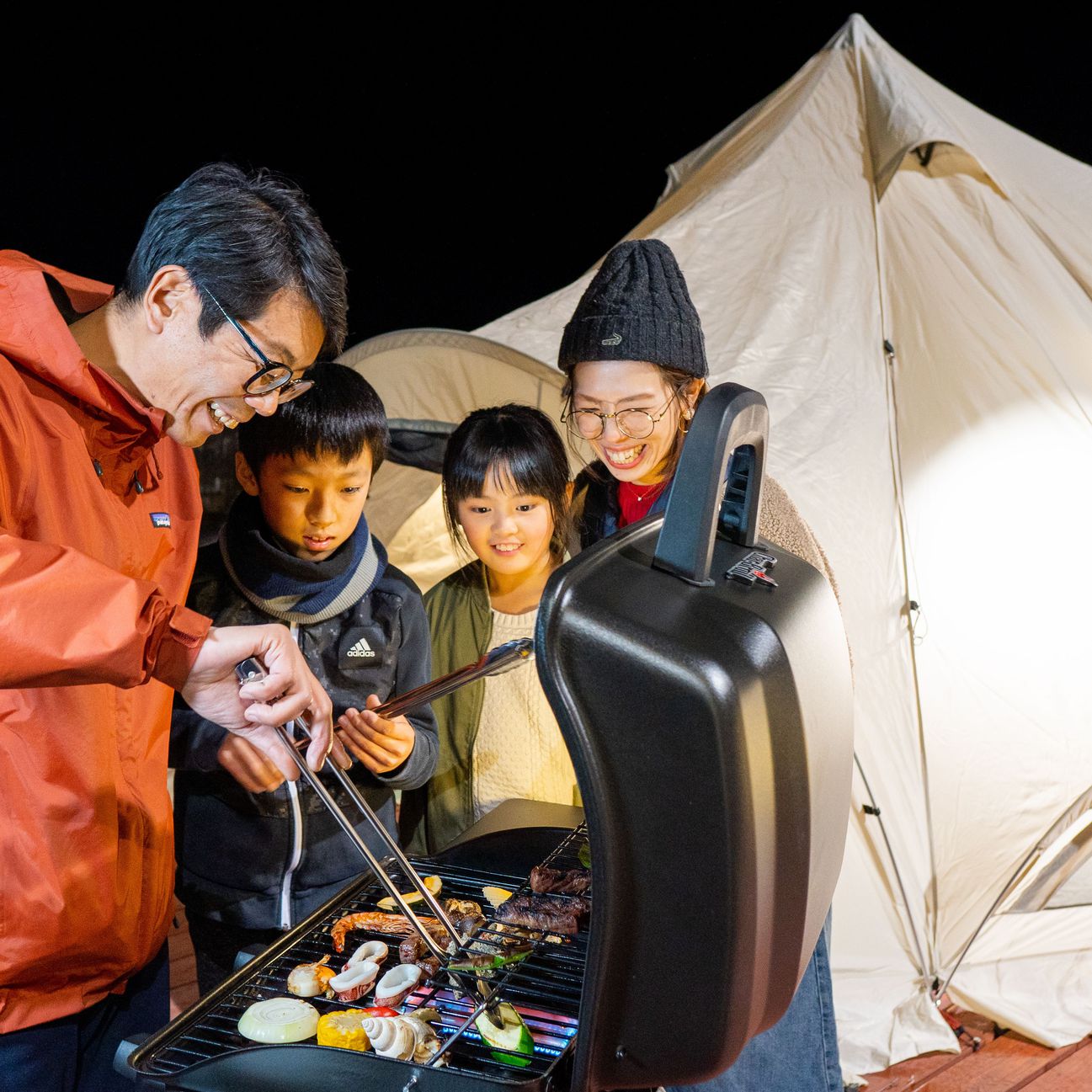 グランピングスペースにて海鮮BBQ！