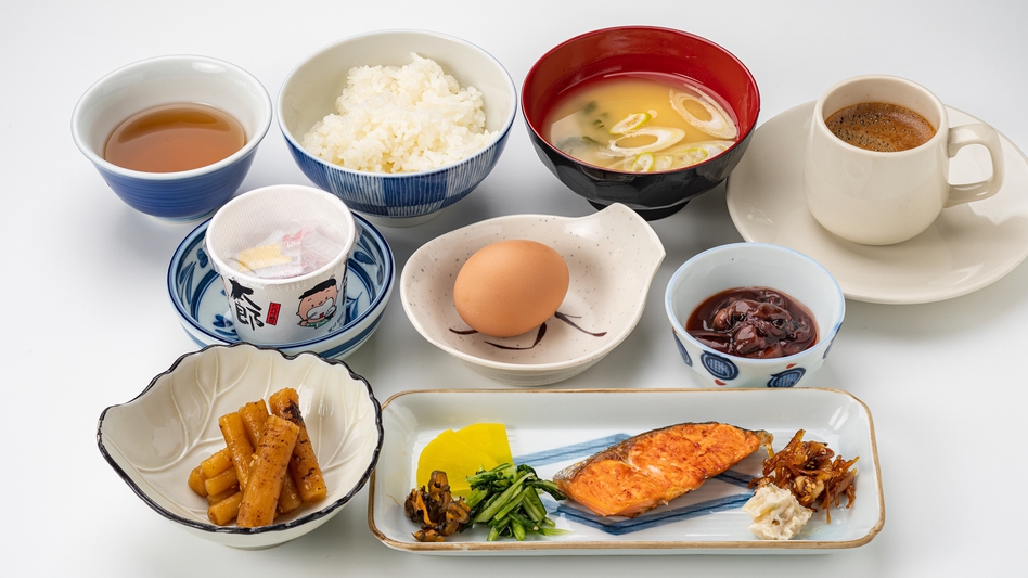 ≪朝食付≫地元食材たっぷり！炊きたて富山米コシヒカリと温かお味噌汁が好評♪