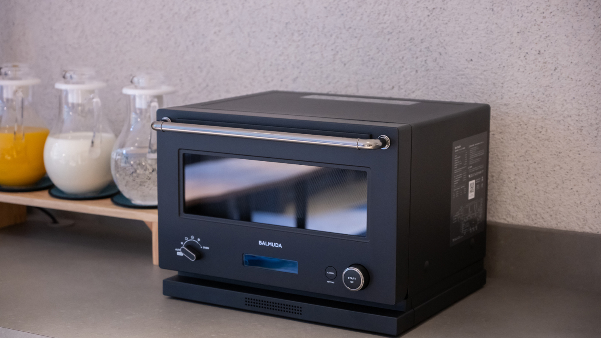 電子レンジはカフェにございます。