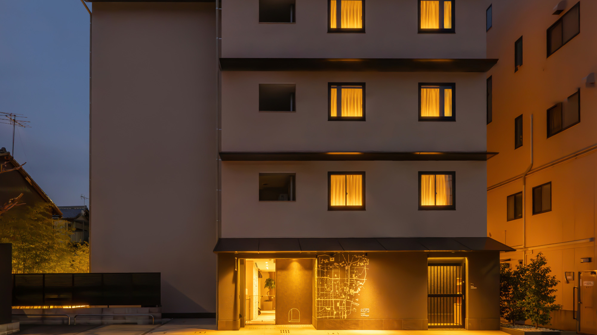 hotel anddoggy 京都二条 外観