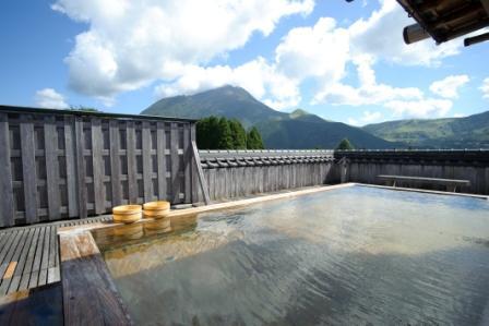 山渓の湯